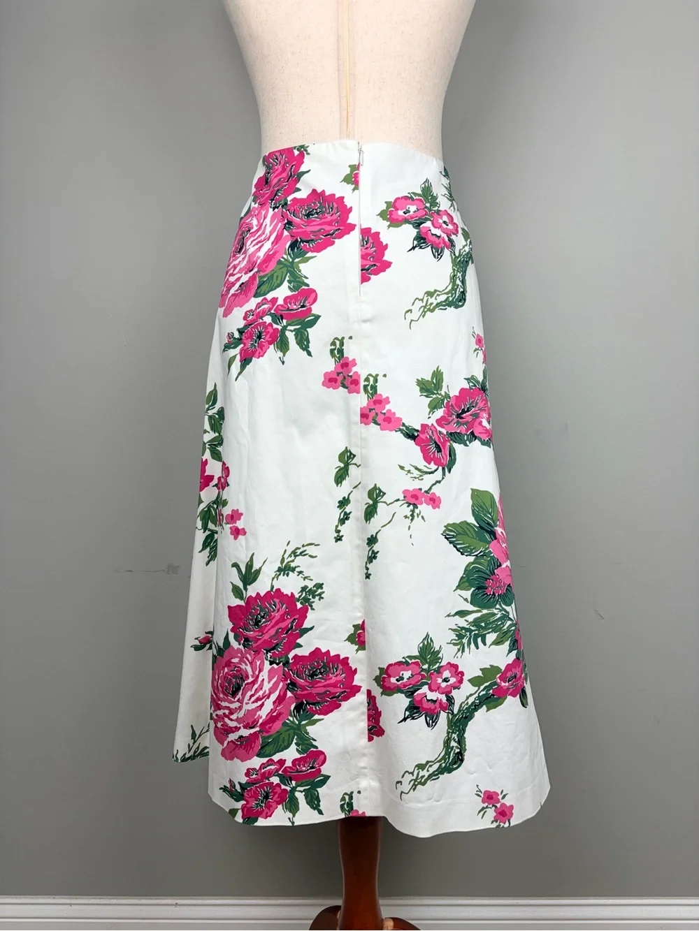 Carolina‎ Herrera Floral Rose Print Midi Skirt Sz 12 White Pink Made Italy